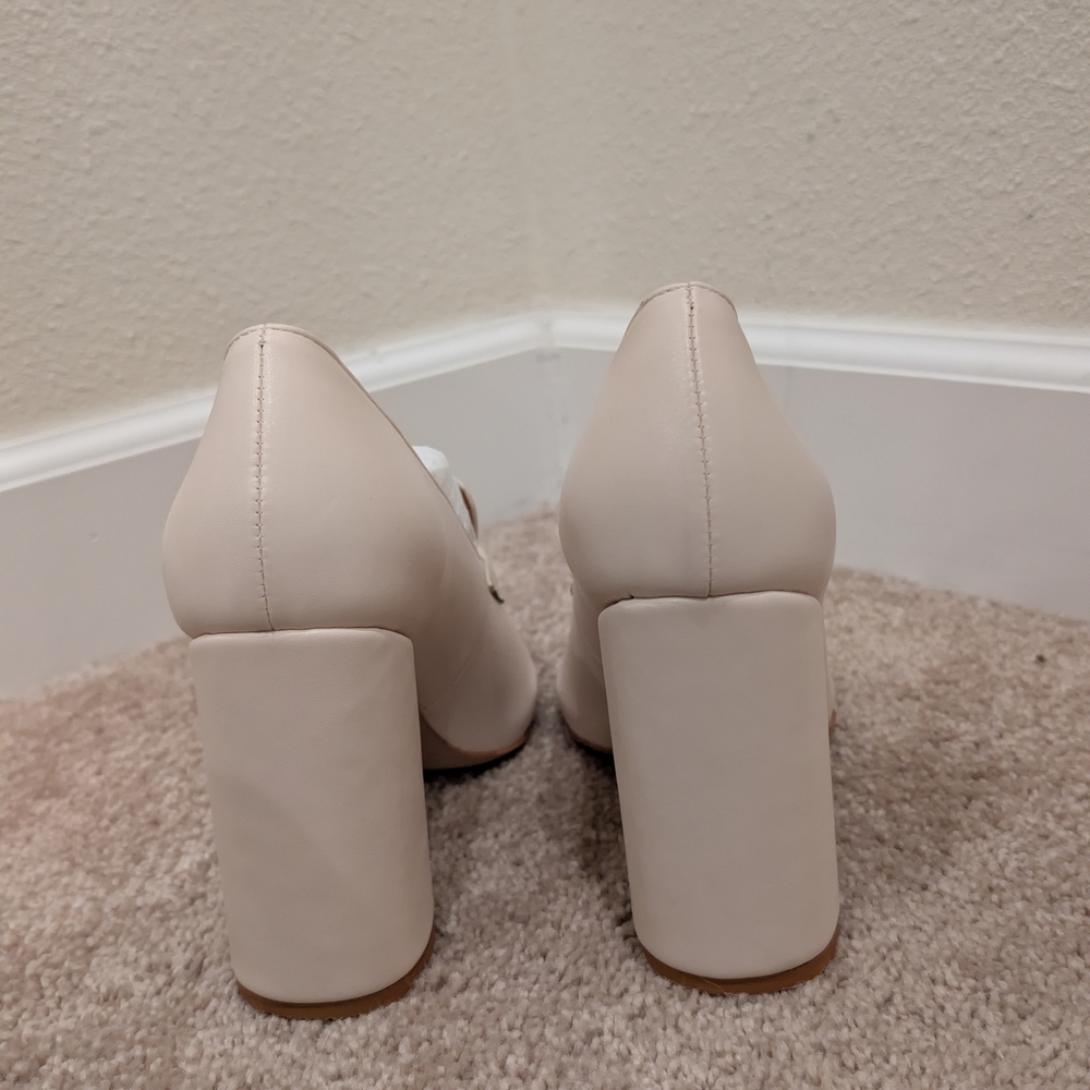 NIB FOWT Cream Women's Loafers 8 - Picture 8 of 11